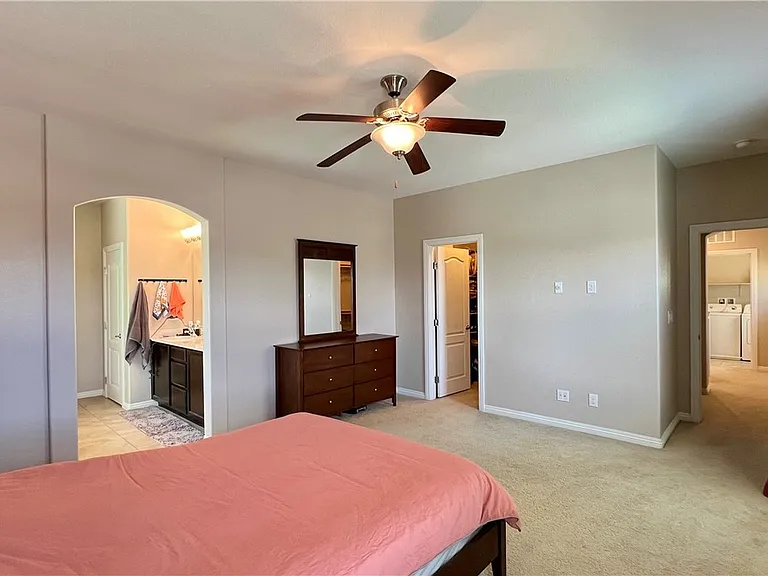 2853 Glass Vine Ct — Photo 11