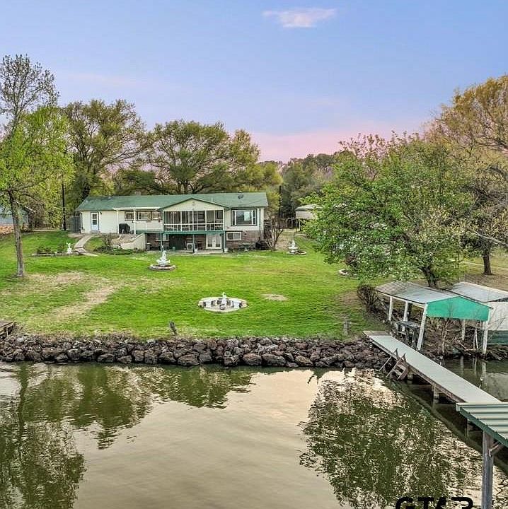 1st image of 20673 Post Oak Dr