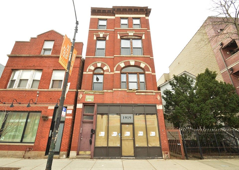 1st image of 1919 W Chicago Ave #2