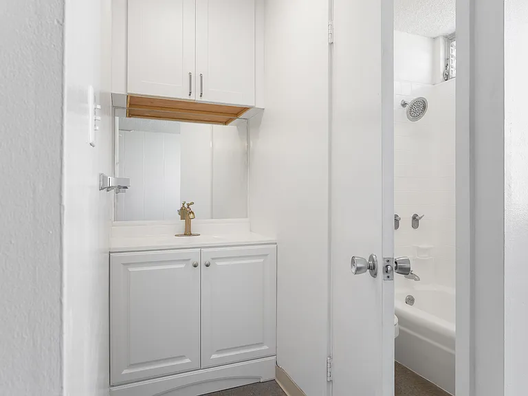 727 Pumehana St #306 — Photo 6