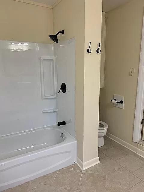 1st image of 705 SE 11th St #705