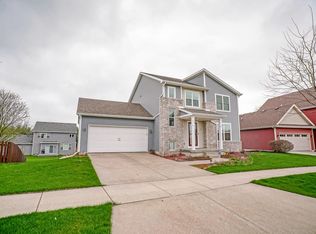 818 Redan Dr, Verona, WI 53593
