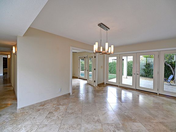 5th image of 2519 E Denton Ln
