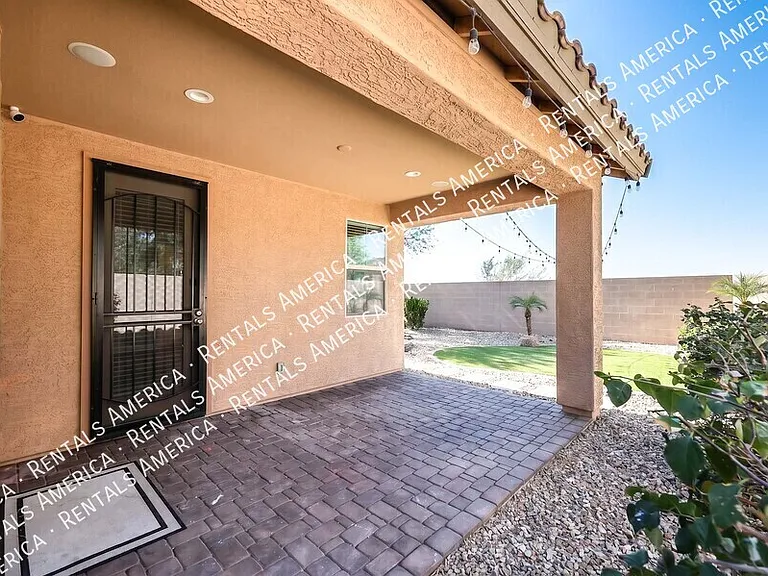 7855 W Rock Springs Dr — Photo 36