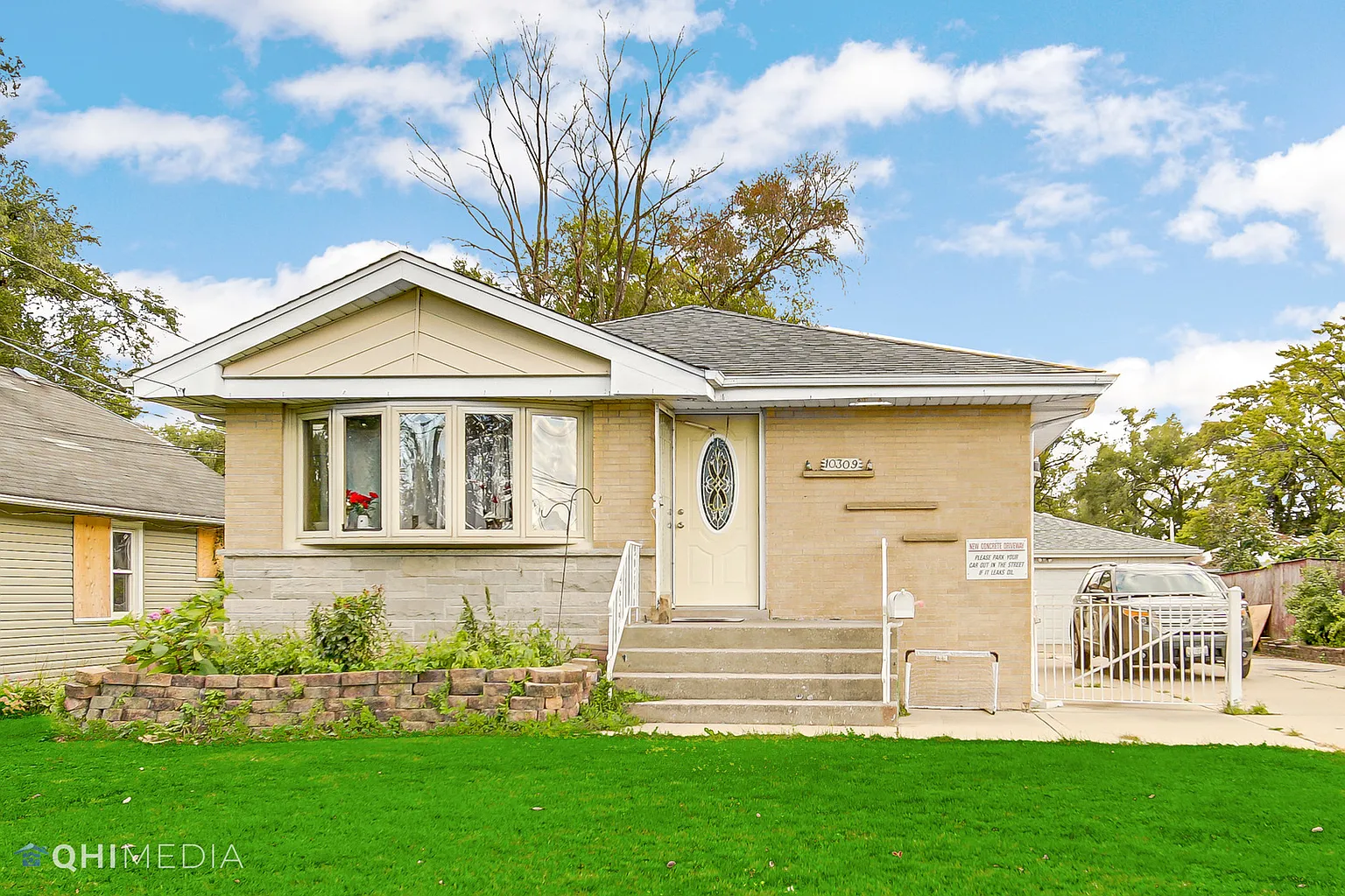 10309 W Lyndale Ave photo 1