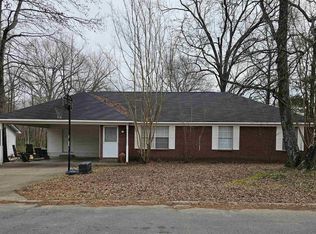 2 Single Oaks Dr, Sherwood, AR 72120