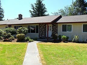 2nd image of 821 Dana Dr