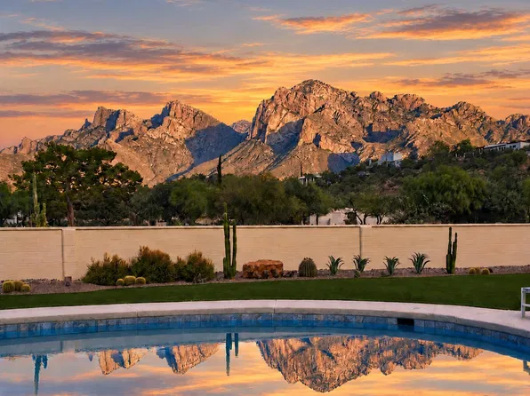 701 W Landoran Ln, Oro Valley, AZ 85737