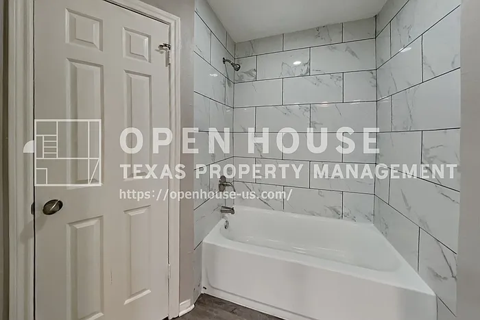 2507 Brookdale Dr — Photo 12