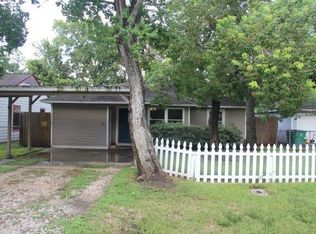 127 5th St, Brazoria, TX 77422
