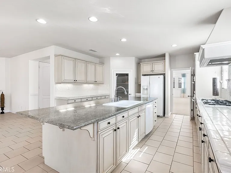 3037 W Avenue M4 — Photo 22