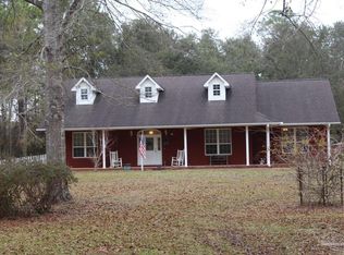 5844 Happy Hollow Dr, Milton, FL 32570