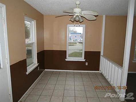 3rd image of 4439 Janssen Dr