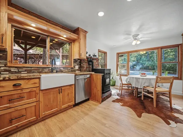 26005 Sugar Pine Dr, Pioneer, CA 95666