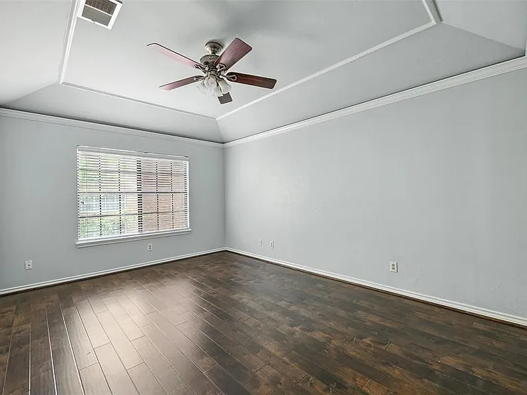 300 Saint Emelion Ct — Photo 17