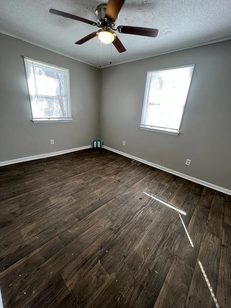 Coming Soon! 3 Bedroom House! Deposit-Free Renting Option Thru Obligo! Deposit Alternative Availa... — Photo 2
