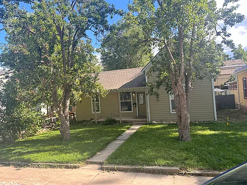 2020 Goss St Photo 1
