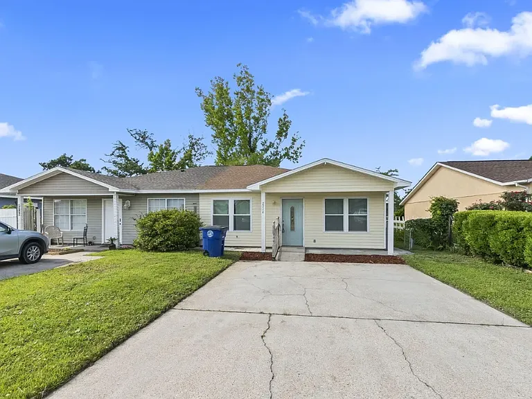 2716 Oak Hammock Dr — Photo 19