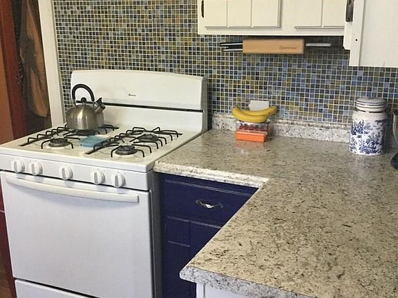 4th image of 1301 E 12th St