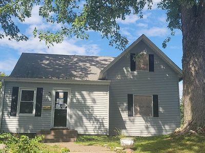 3016 Cleveland St, Clinton, IA, 52732