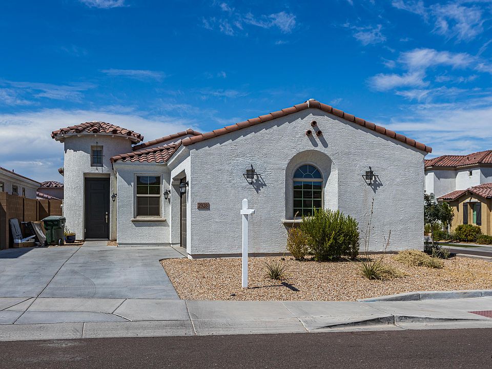 1st image of 2928 E Hidalgo Ave
