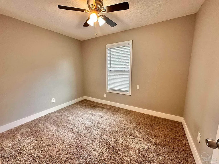 980 W Zarragossa St — Photo 11