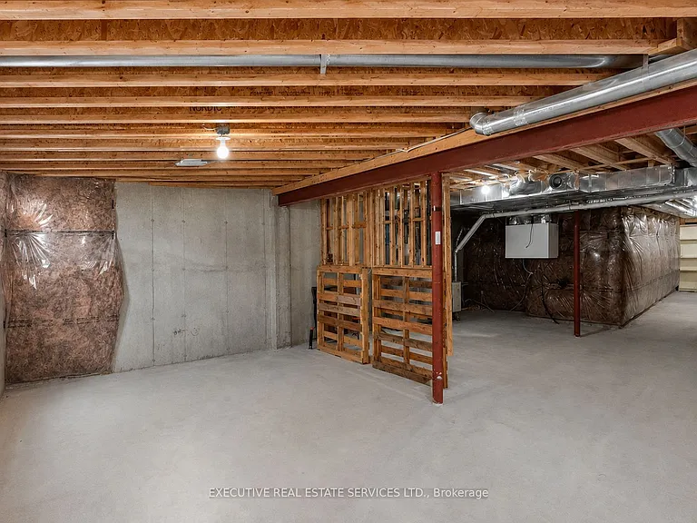129 Seeley Ave — Photo 24