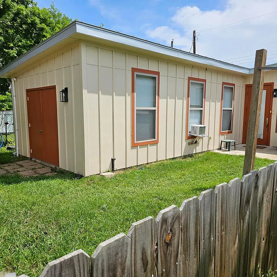 1 bed, 700 sqft, $1,725 — Photo 2