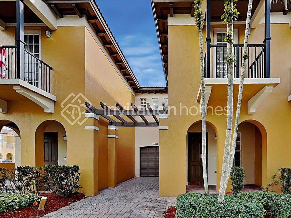 1st image of 4432 Arabian Way