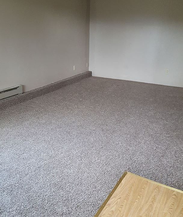 2nd image of 731 NE Jenny Ln
