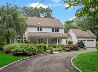 9 Maltbie Rd, Newtown, CT 06470