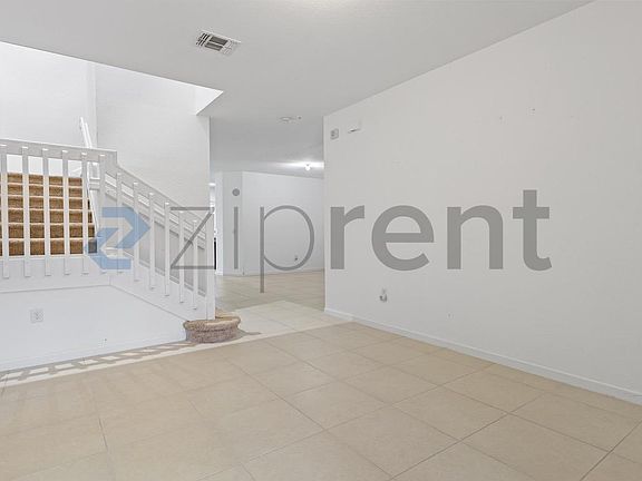 3rd image of 21429 NW 13th Ave