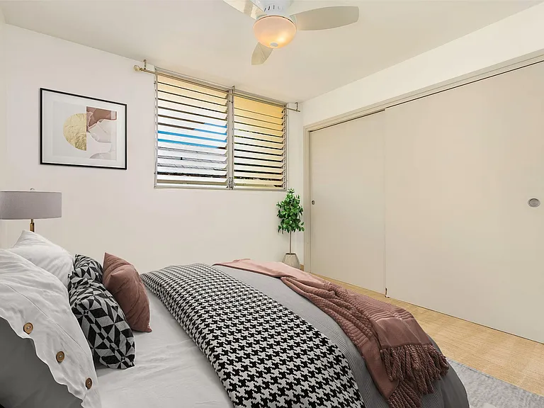 1323 Makiki St #A112 — Photo 11