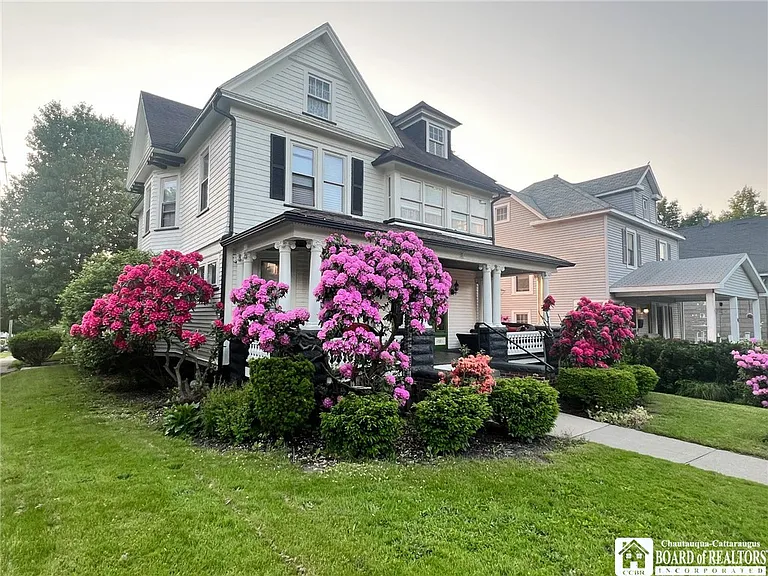 98 Forest Ave — Photo 31