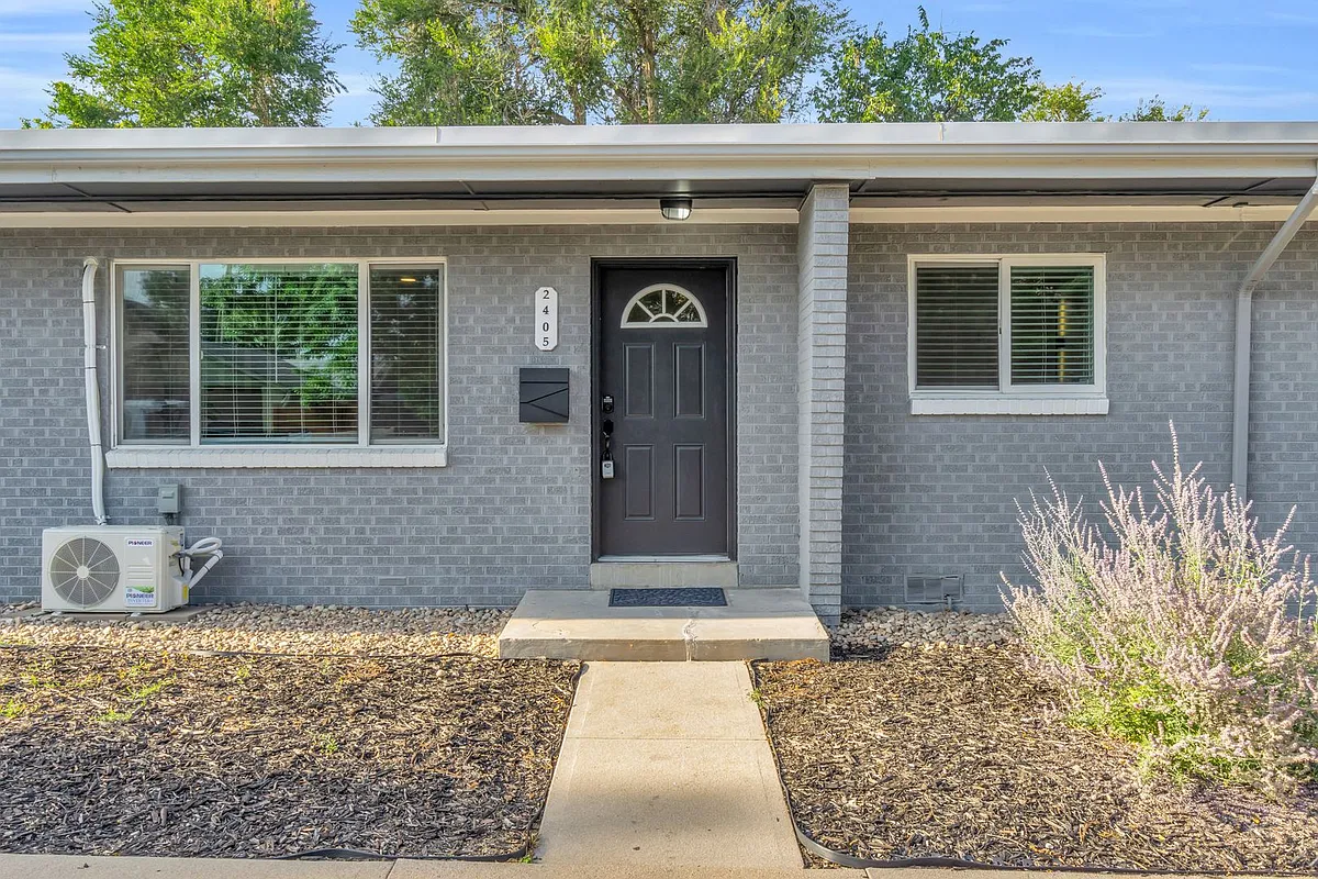 Building Photo - 2405 W 39th Ave