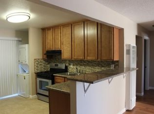 887 41st St, Oakland, CA 94608