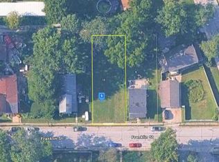 18 Franklin St, Porter, IN 46304