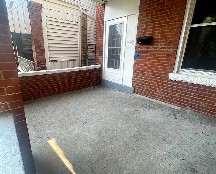 221 Orchard Pl — Photo 11