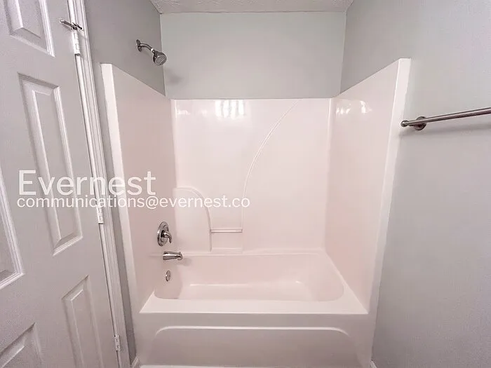 5604 Windfall Ln — Photo 20