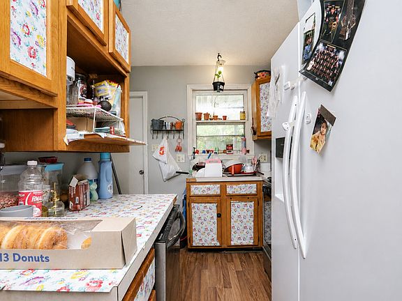 5th image of 1116 Creston Ave