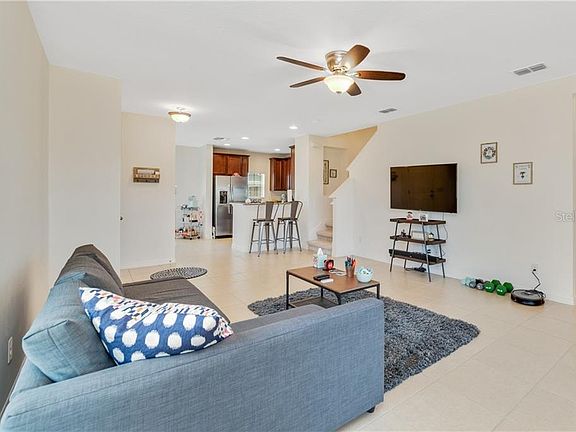 5th image of 128 Primrose Dr