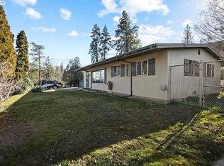 2110 W 14th St, The Dalles, OR