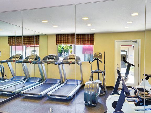 4th image of 1587 Oro Vista Rd #96