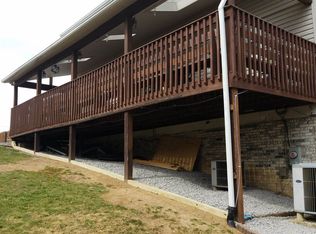 253 Gary Dr, Richlands, VA 24641
