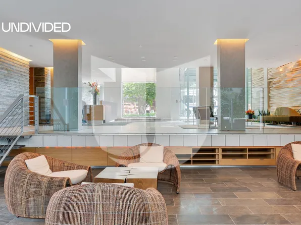 303 East 33rd Street image 10 of 16