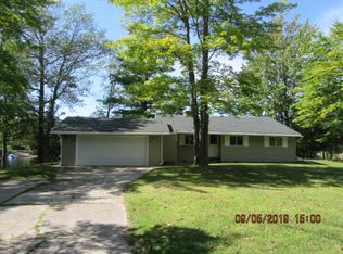 3106 Lake St, Glennie, MI 48737
