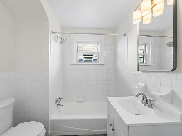 5748 Dunlap St — Photo 23