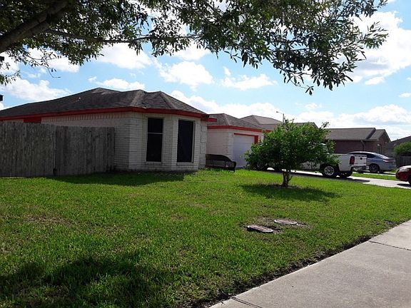 3rd image of 1453 Guadalupe Cir