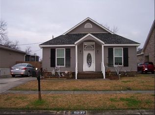 5237 Warwick Dr, Marrero, LA 70072
