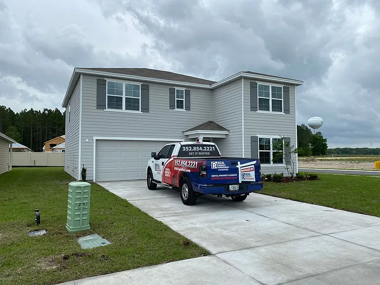 2113 NW 247th Dr — Photo 3